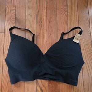 VS PINK Seamless Black Bra
